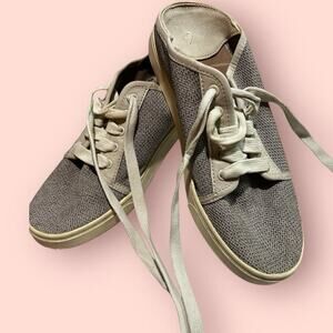 Olukia Pehuea Li women’s size 8 comfort breathable sneakers